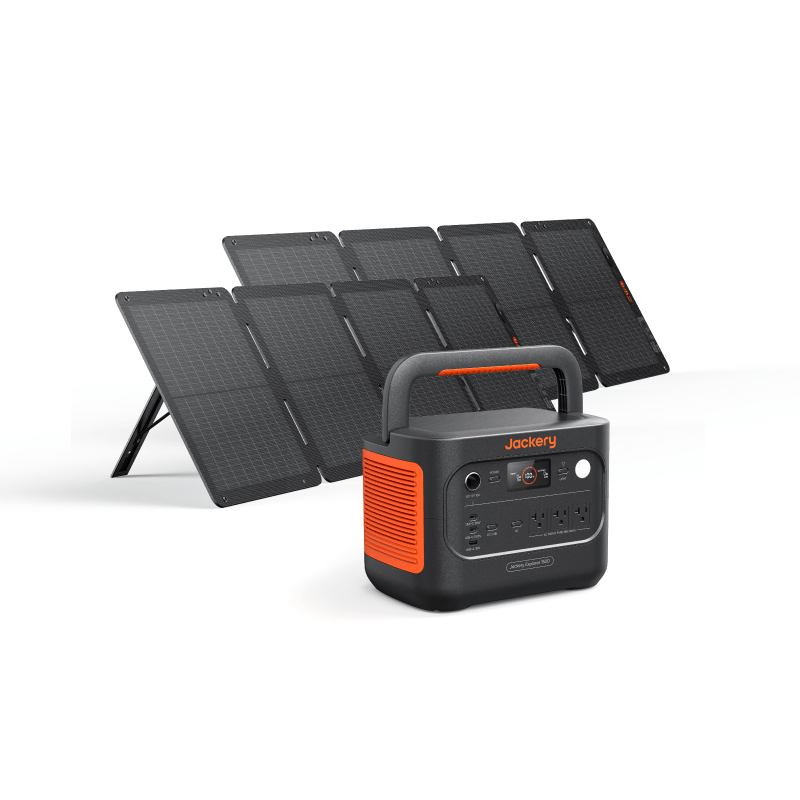 Jackery Solar Generator 1500 v2 with two SolarSaga 100W Air solar panels that make up the bundle